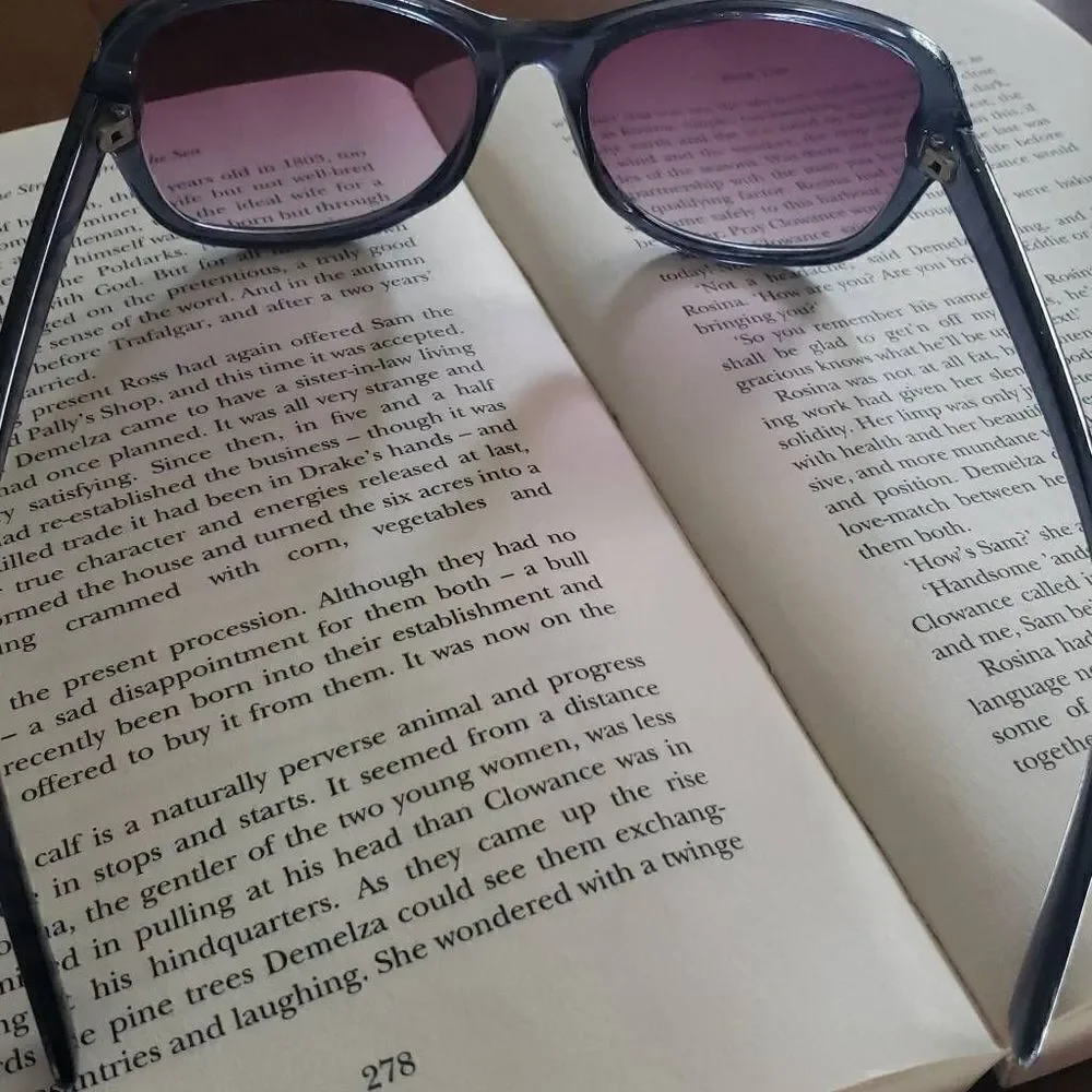 No Brand blue sunglasses